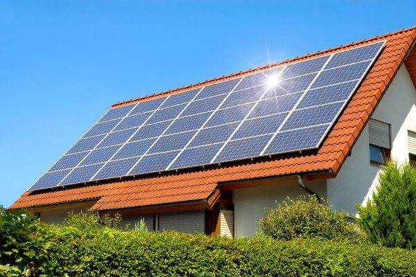 Zonnepanelen offertes aanvragen